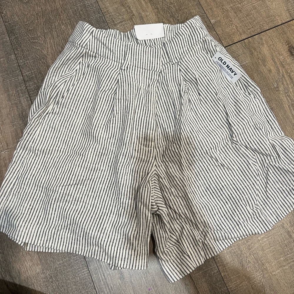 Old Navy extra high rise linen shorts